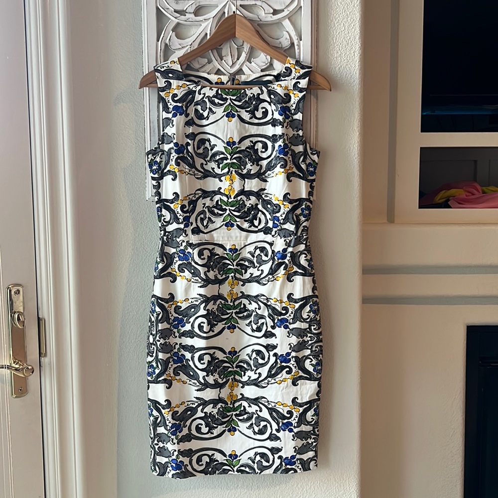 Anthropologie-sleeveless dress. Only worn once. No stains or rips.